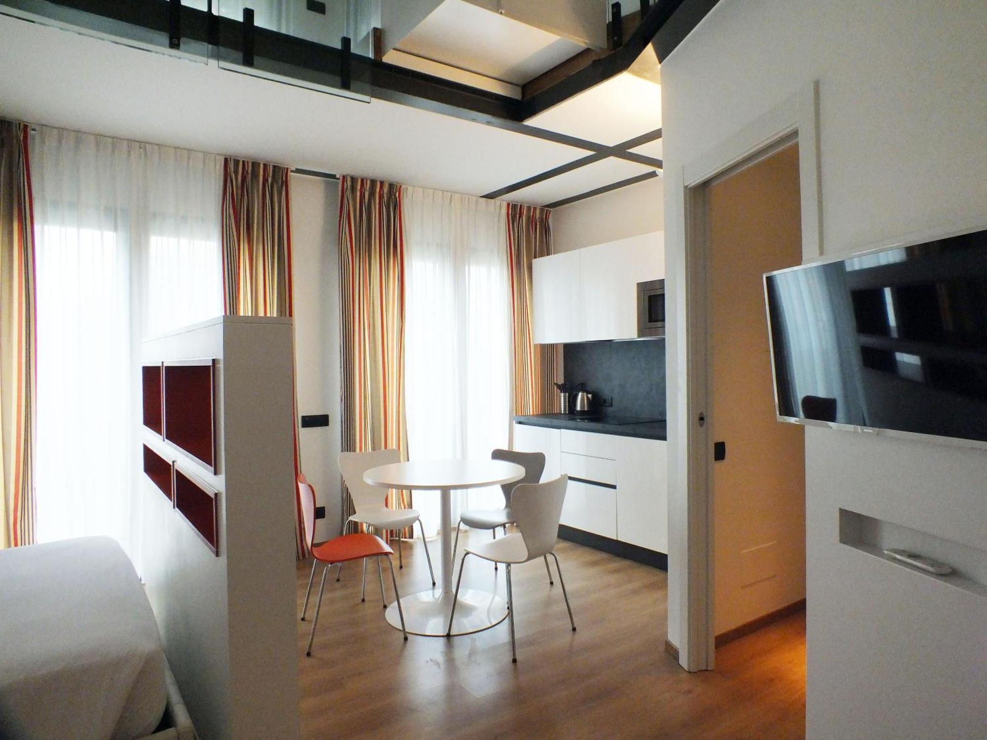Bb Hotels Aparthotel Isola, Milan