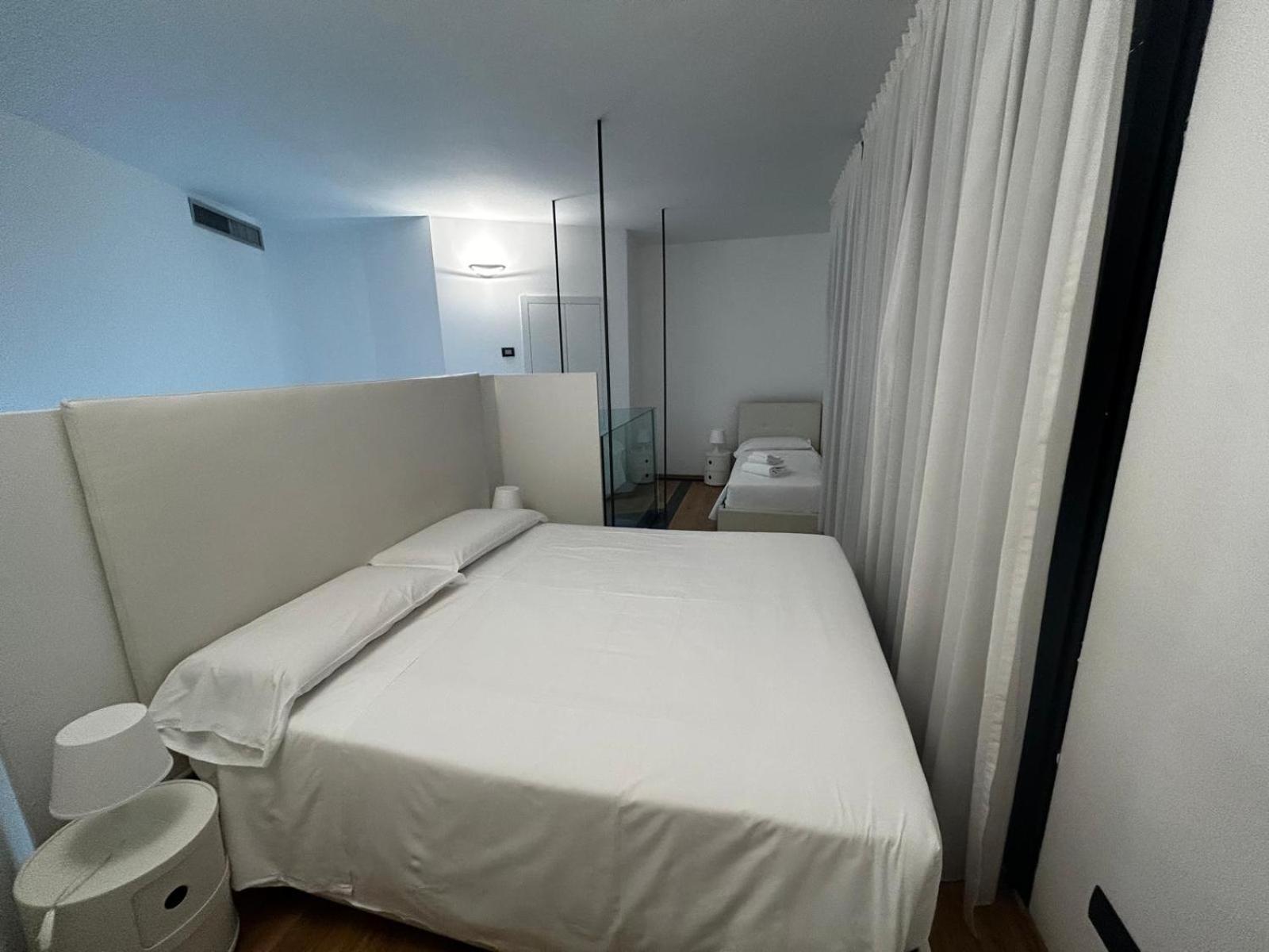 Bb Hotels Aparthotel Isola — Fotos 1